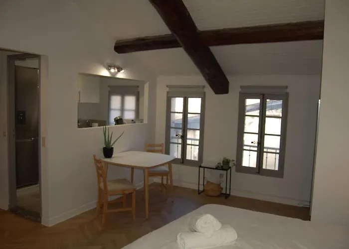 Noa - Mont Piete Studio Intramuros -