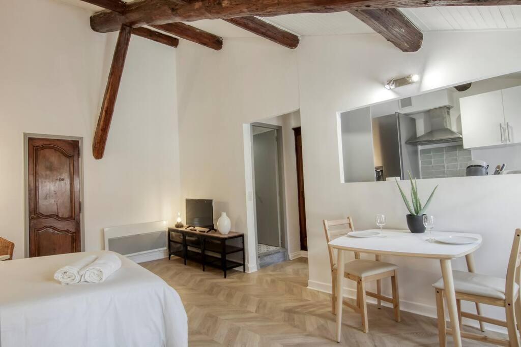 Noa - Mont Piete Intramuros -